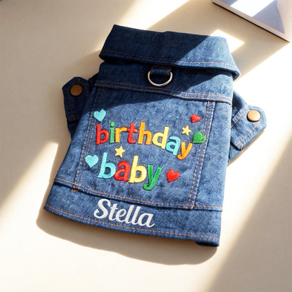 Personalisierte bestickte Namens-Haustier-Geburtstags-Jeansjacke | inCloth68