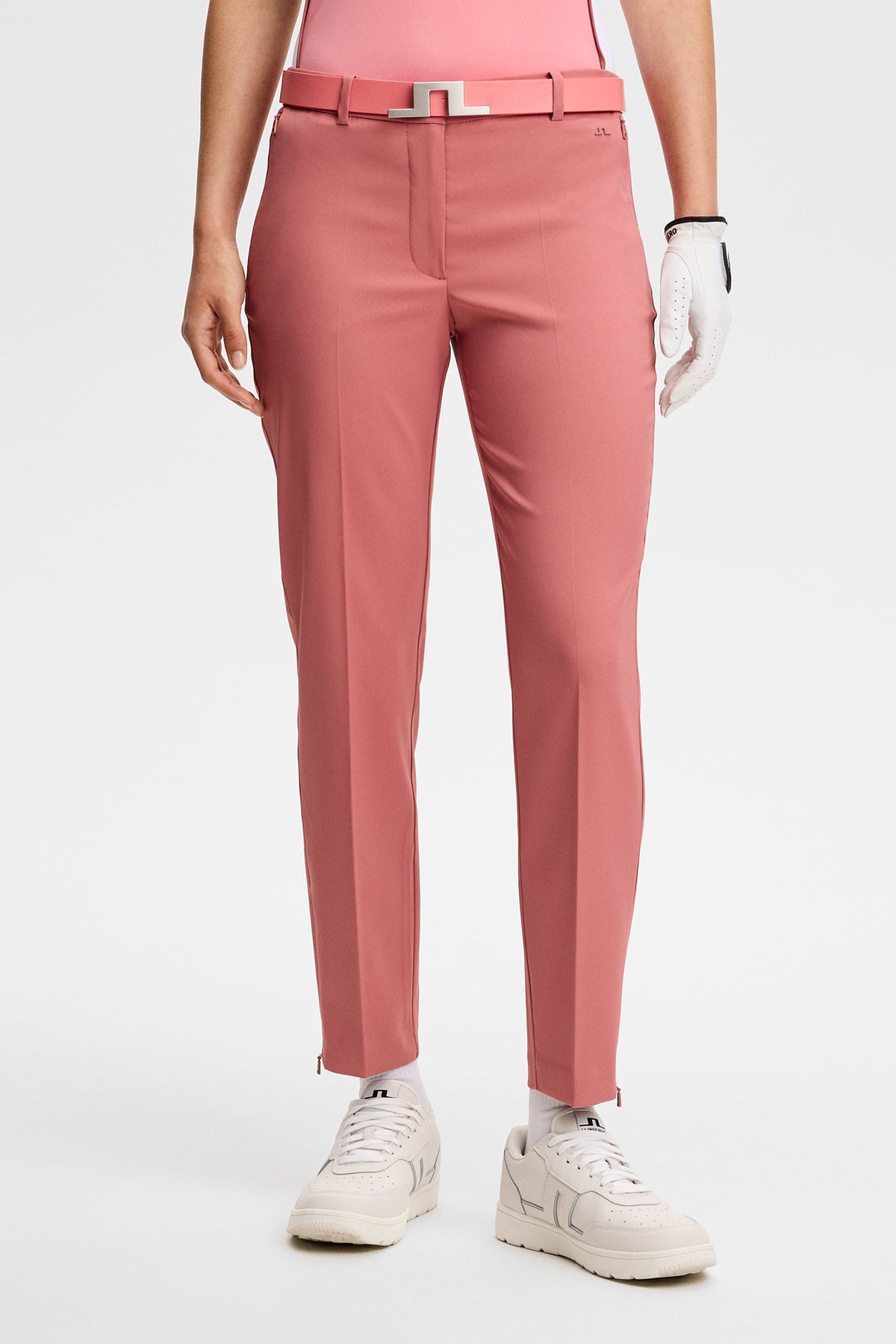 Pia Pant / Withered Rose