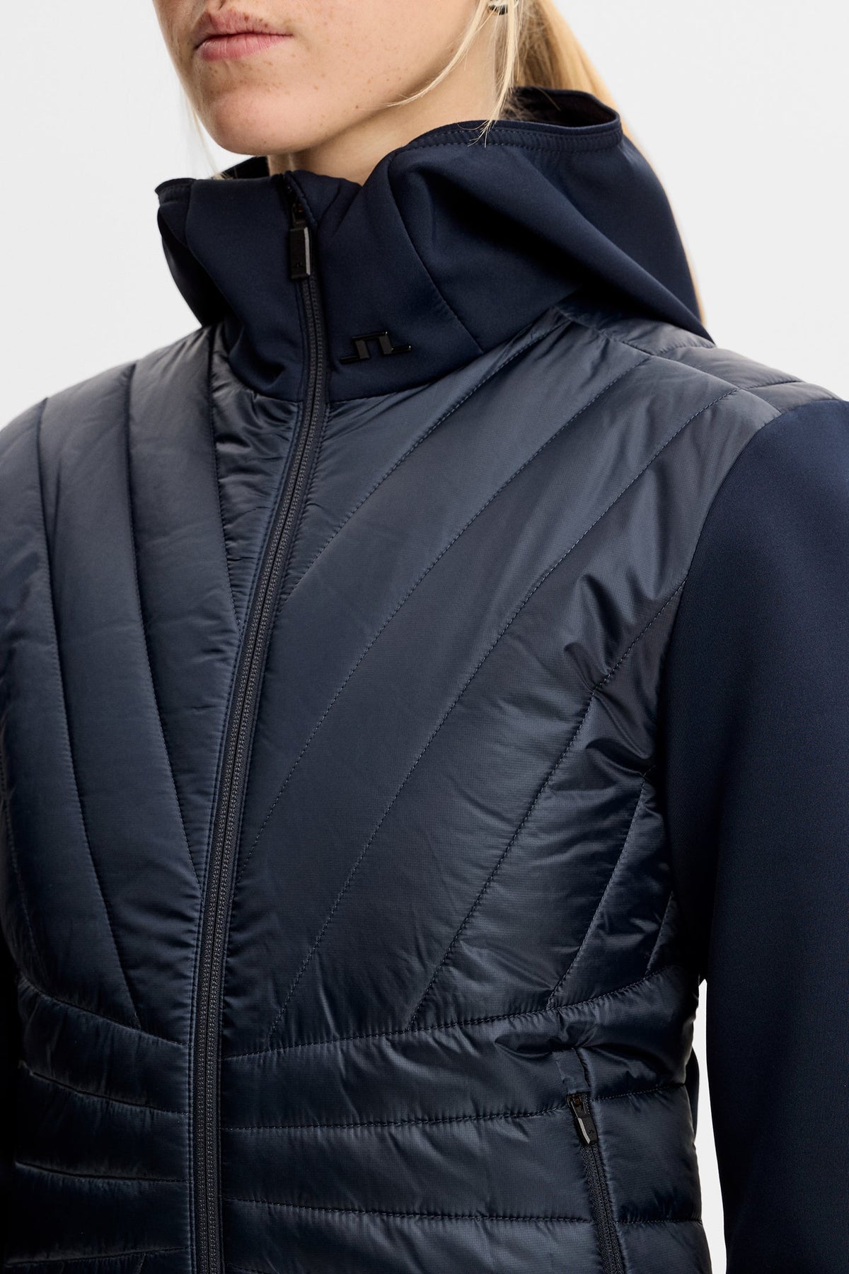 Holma Quilt Hybrid Hood / Navy