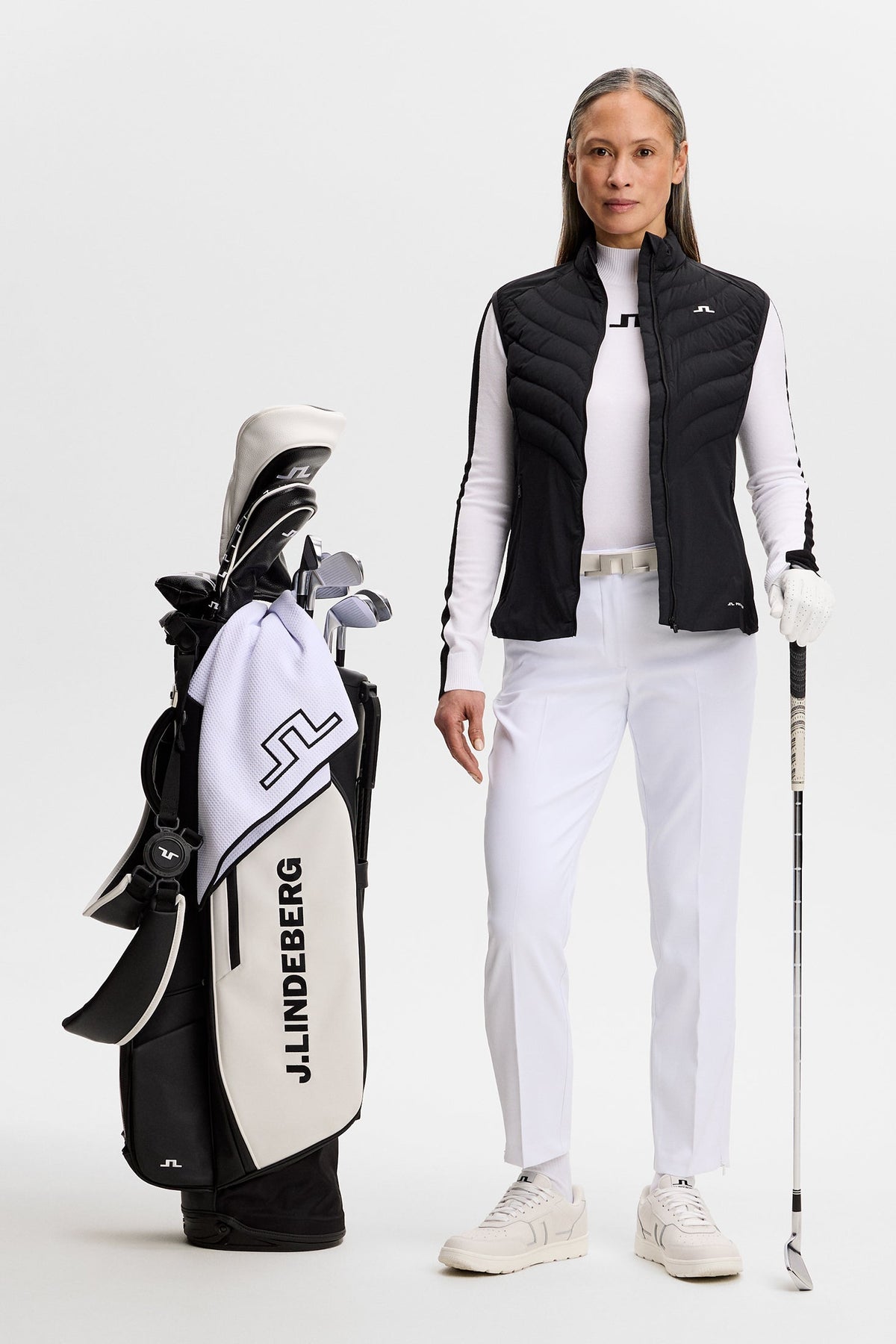 Pia Pant / White