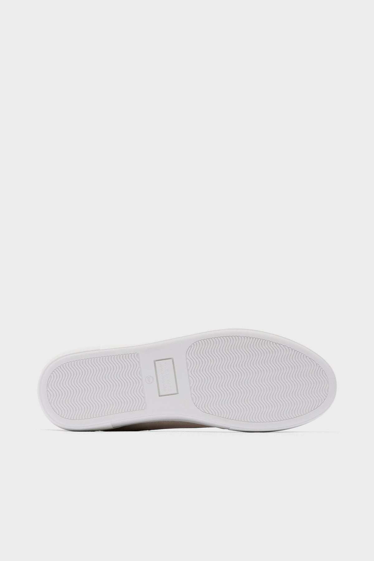 Art Signature Suede Sneaker / Moonbeam
